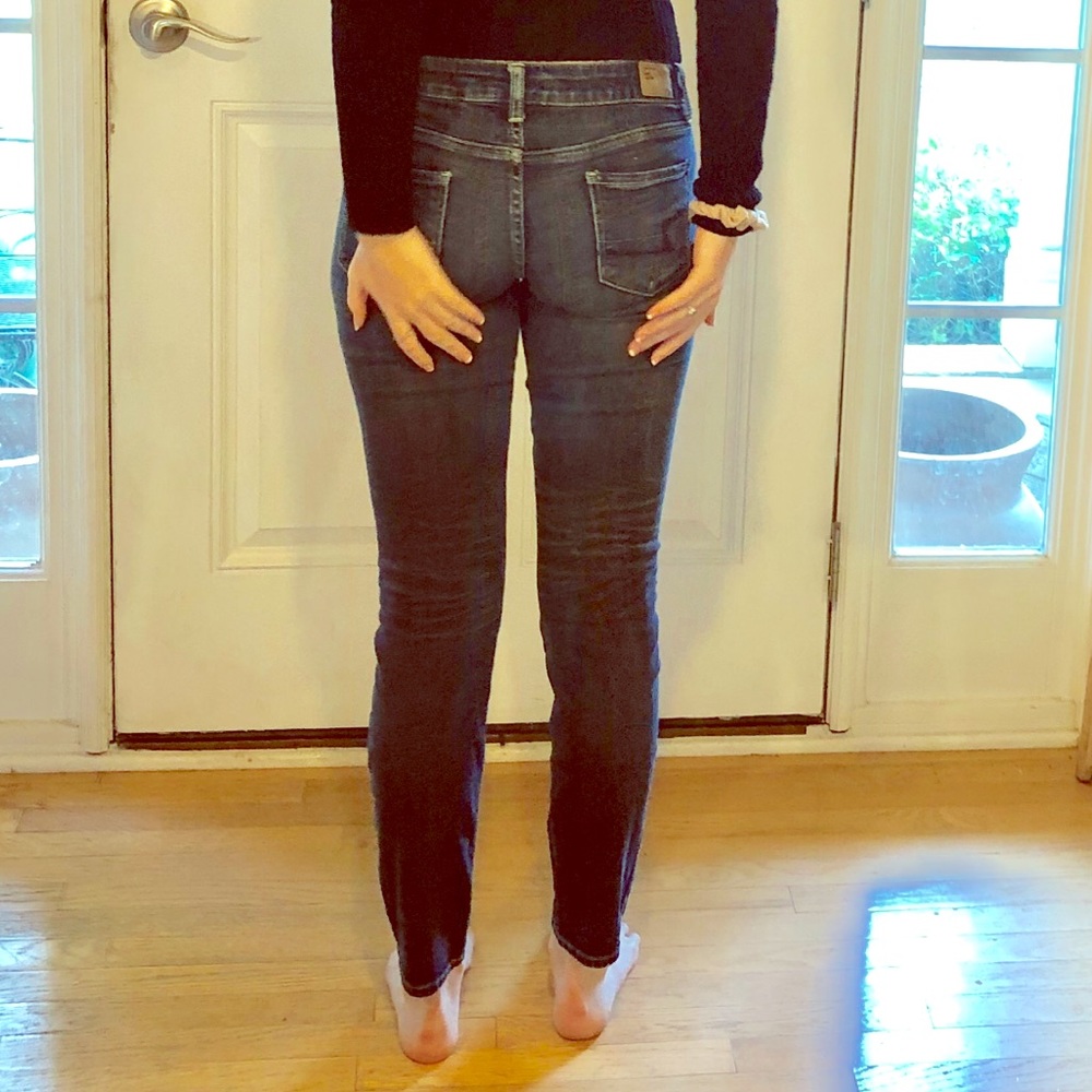 American Eagle stretch 4 short straight-leg jeans